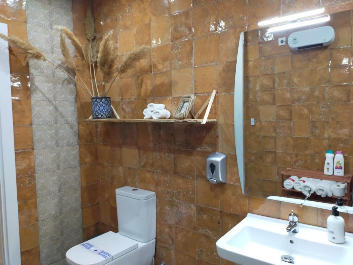 Apartamentos Fernando III El Santo Баеза Екстериор снимка