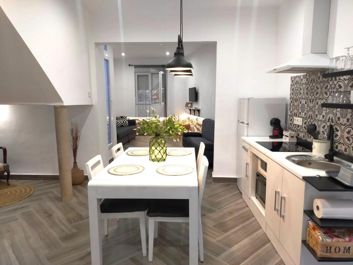 Apartamentos Fernando III El Santo Баеза Екстериор снимка