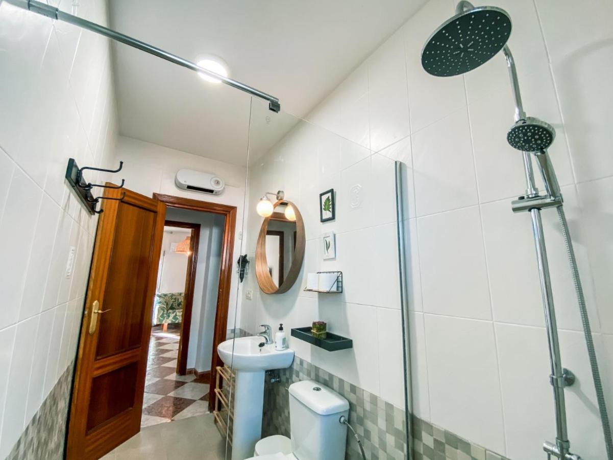 Apartamentos Fernando III El Santo Баеза Екстериор снимка
