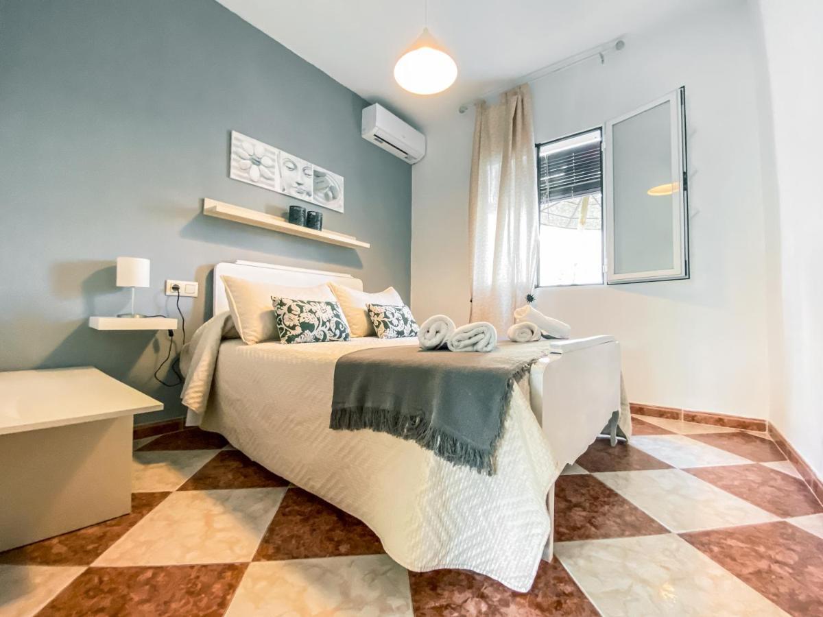 Apartamentos Fernando III El Santo Баеза Екстериор снимка