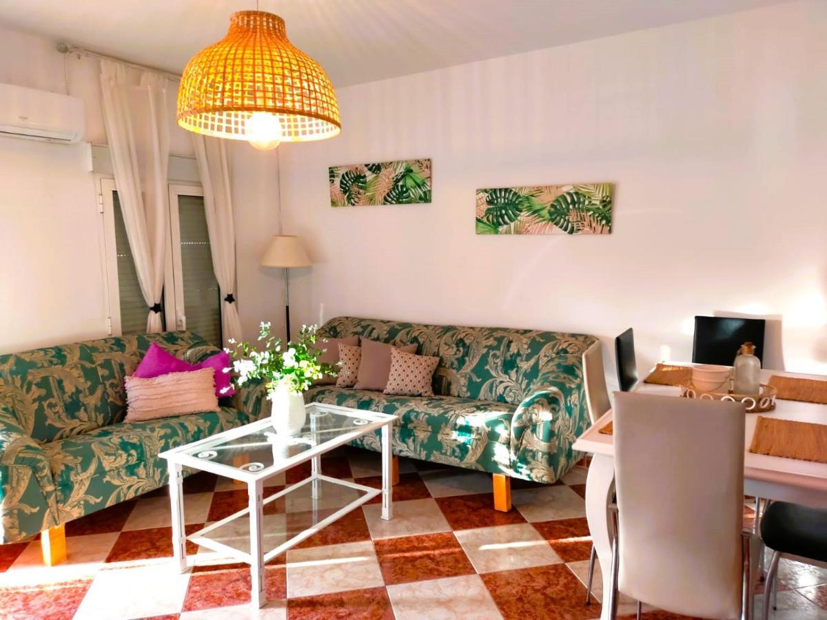 Apartamentos Fernando III El Santo Баеза Екстериор снимка