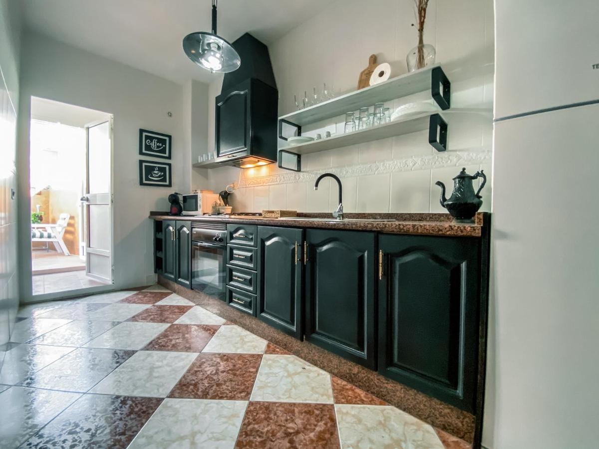 Apartamentos Fernando III El Santo Баеза Екстериор снимка