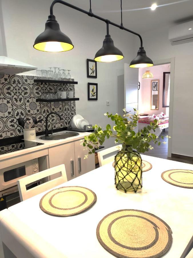 Apartamentos Fernando III El Santo Баеза Екстериор снимка