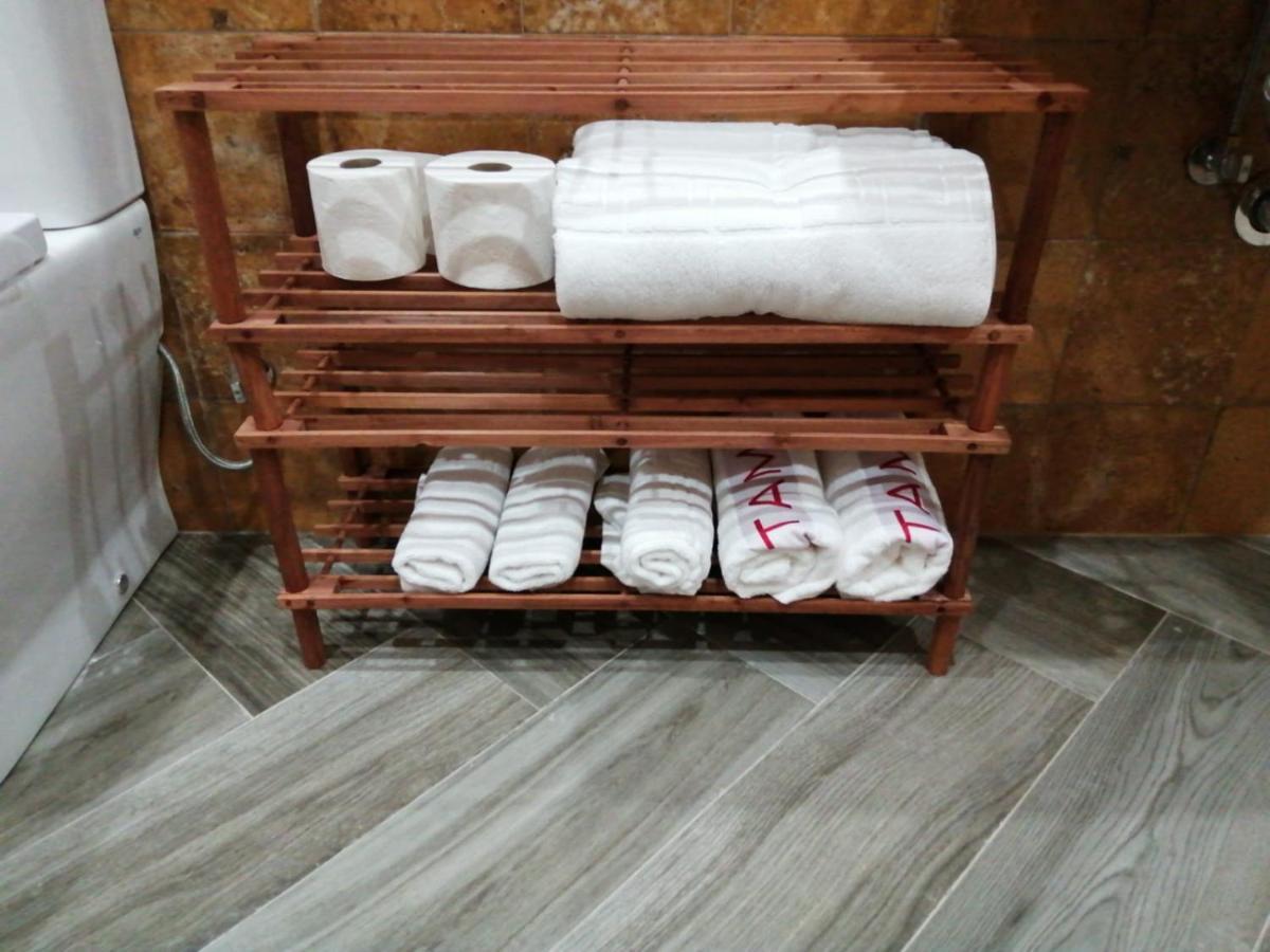 Apartamentos Fernando III El Santo Баеза Екстериор снимка