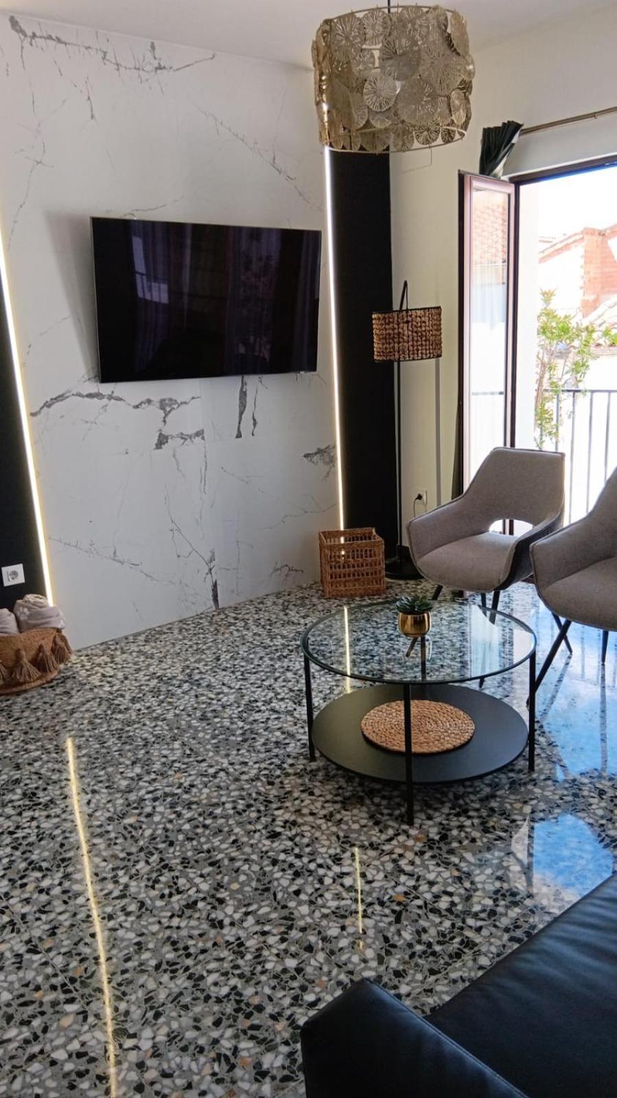 Apartamentos Fernando III El Santo Баеза Екстериор снимка